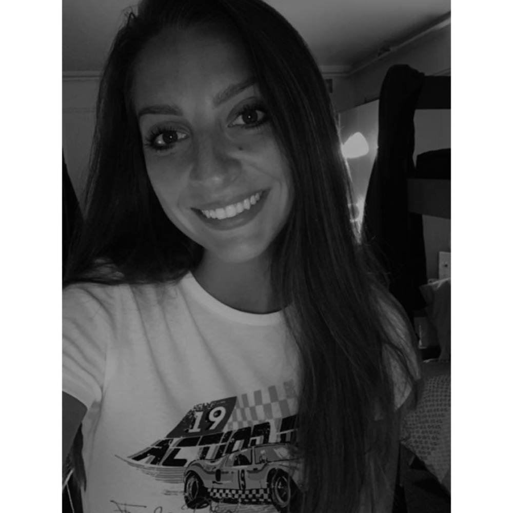 Meet your Posher, Avery